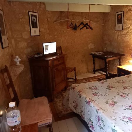 Chambre D Hotes Les Remparts Saint-Cyprien  Exterior foto